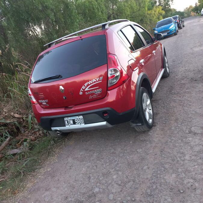 VENDO SANDERO STEPWAY 2011