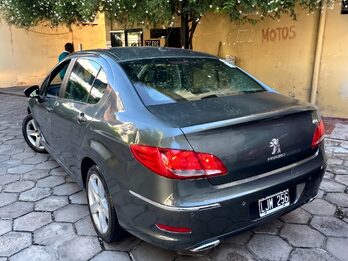 Peugeot 408 2.0 Feline 143cv