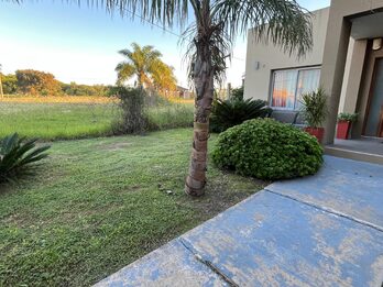 Vendo Casa Moderna en Oro Verde!