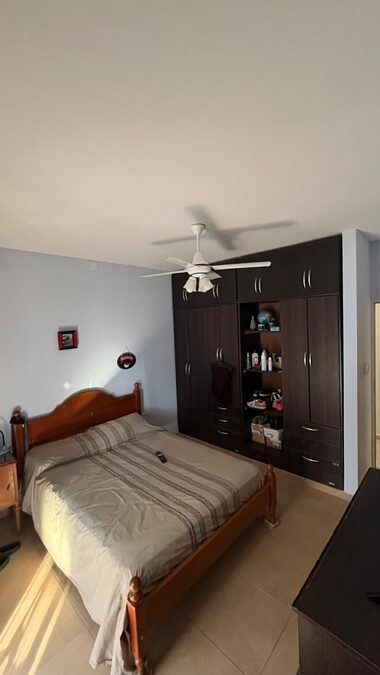 Vendo Casa Moderna en Oro Verde!