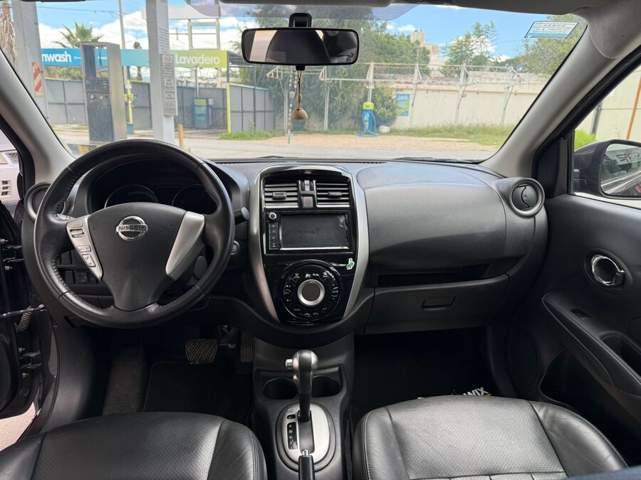 Nissan Versa 2019 AT