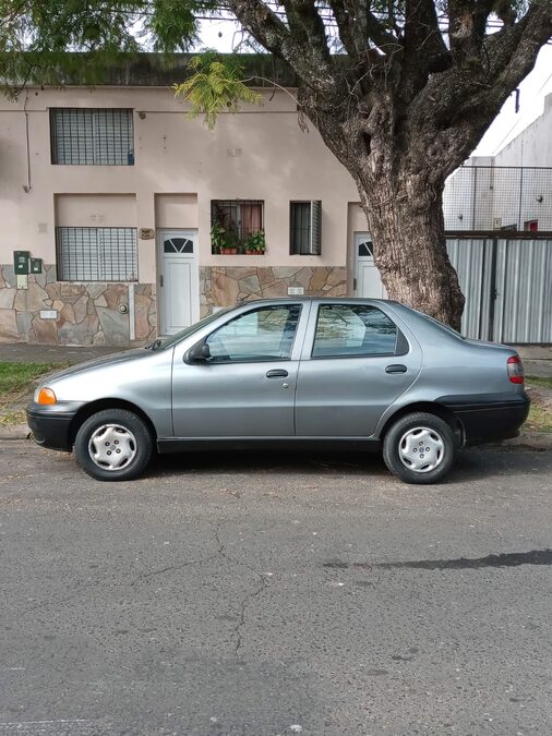VENDO FIAT SIENA MOD 99 DIÉSEL