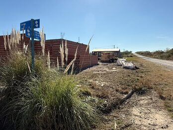 CASA A ESTRENAR EN COLONIA ENSAYO, 2 DORM Y GRAN FONDO VERDE.