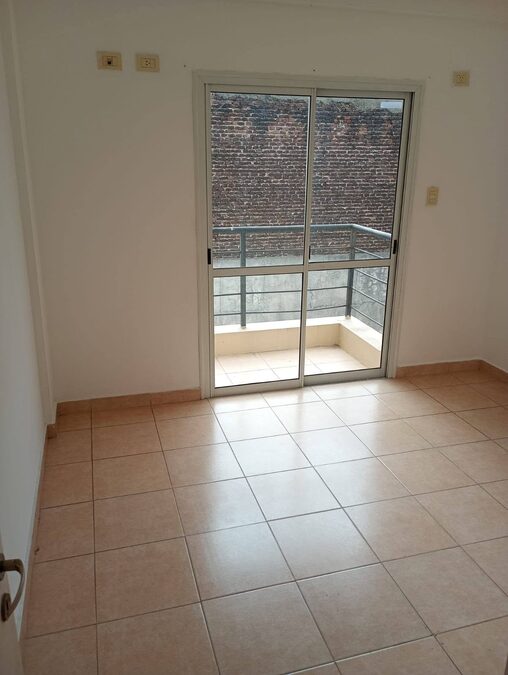 ALQUILO DEPTO 1 DORMITORIO CENTRICO