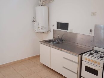 ALQUILO DEPTO 1 DORMITORIO CENTRICO