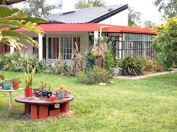 Venta - Av. Larramendi . Potencial Esquina 2000m2 + 2 casas