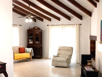 Venta - Av. Larramendi . Potencial Esquina 2000m2 + 2 casas