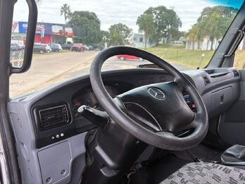 MERCEDES BENZ Accelo 915C. Recibo Vehículo