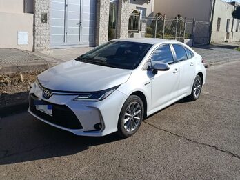 Toyota Corolla XEI Cvt Híbrido 2023