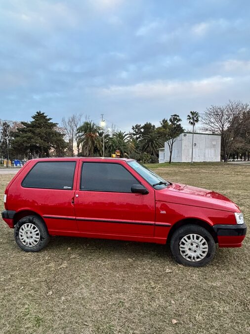 Se vende Fiat Uno 1.3 fire 2008