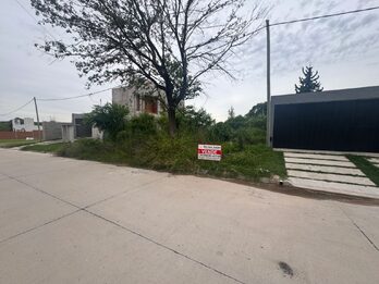 VENDO LOTE