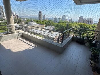 ALQUILO PISO EN ZONA PARQUE