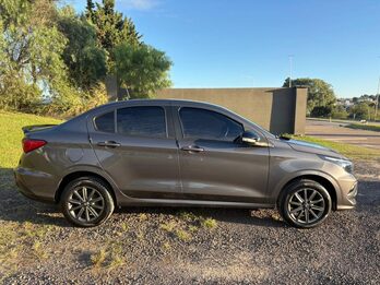 FIAT Cronos Drive 1.3 GSE BZ. Recibo vehiculos