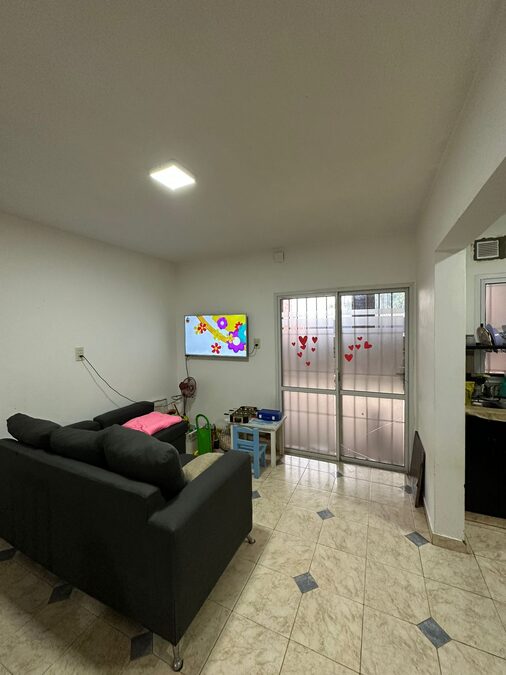 DUPLEX GAS NAT. DOS DORMITORIOS PERMUTA POR SAN AGUSTIN