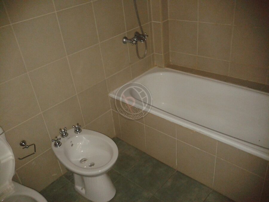 ALQUILER Monoambiente c/balcón ¡Céntrico!