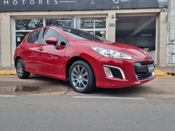 Listo para usar! Peugeot 308 Allure 1.6 MT / 2015
