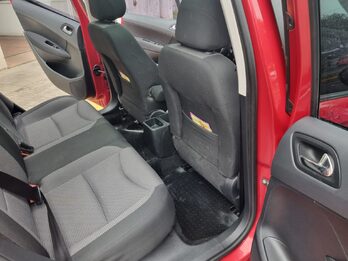 Listo para usar! Peugeot 308 Allure 1.6 MT / 2015
