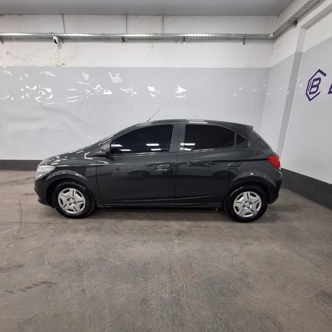 CHEVROLET ONIX JOY LS - 2017 - 75.000 KMS