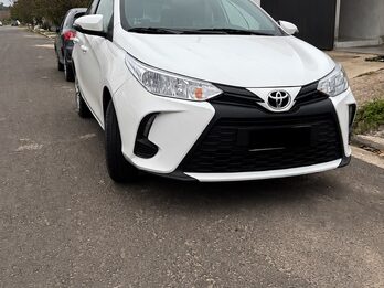 TOYOTA YARIS 1.5 XS CVT 5P - AÑO 2.024