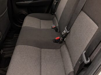 TOYOTA YARIS 1.5 XS CVT 5P - AÑO 2.024
