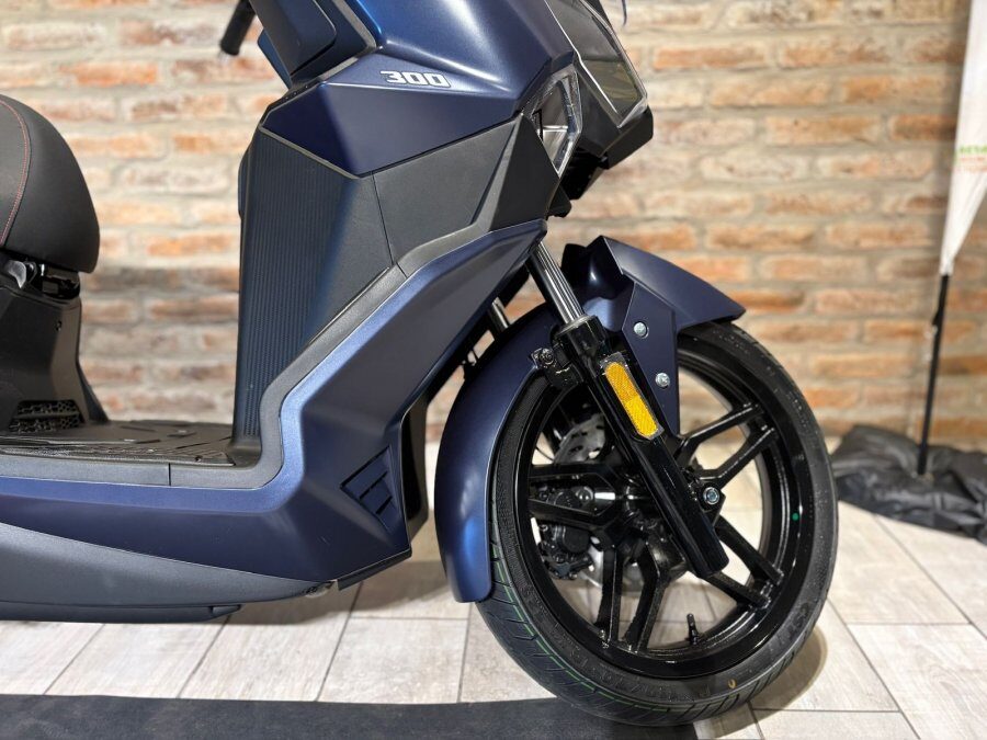 SYM Joyride 300. Recibo vehículos