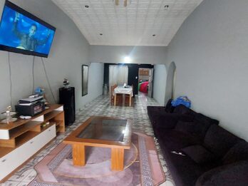 Crausaz 116 entre Av Ramirez y Av de Las Americas
