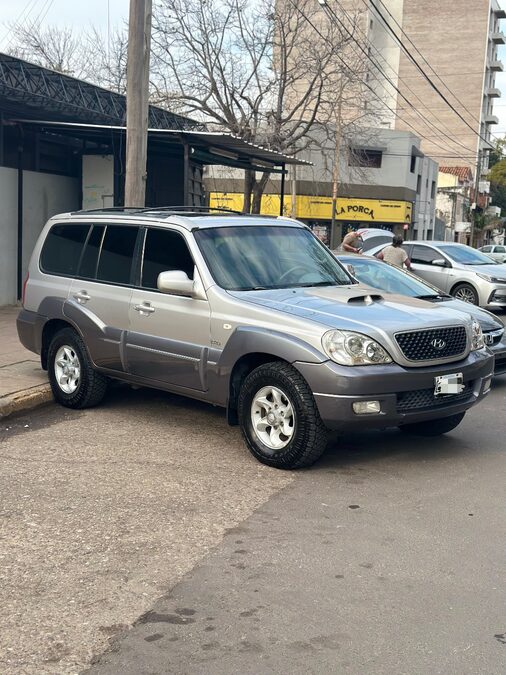 Vendo impecable Hyundai terrcan