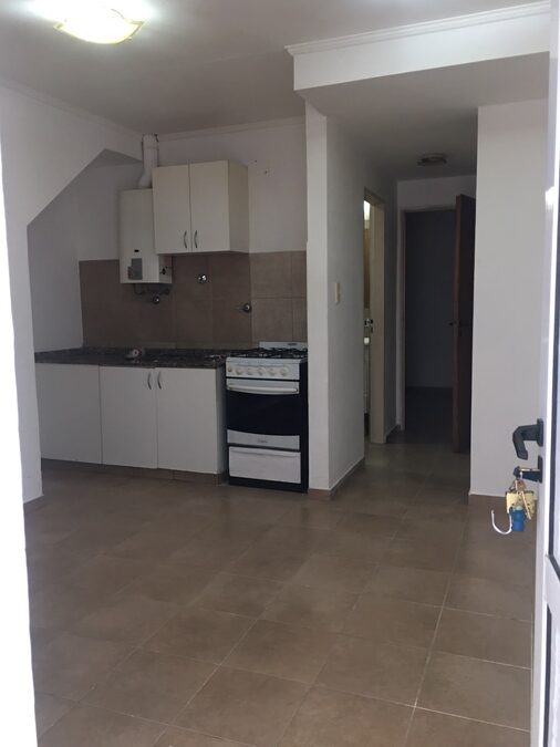 VENDO PLANTA BAJA