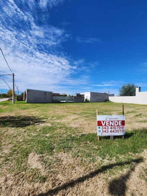 TERRENO UBICADO EN RESERVAS DE ORO VERDE (Av.Los Cisnes).