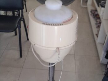 VENDO VARIOS DE PELUQUERIA ,JUNTOS  O SEPARADO  EN MUY BUEN ESTADO