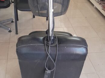 VENDO VARIOS DE PELUQUERIA ,JUNTOS  O SEPARADO  EN MUY BUEN ESTADO