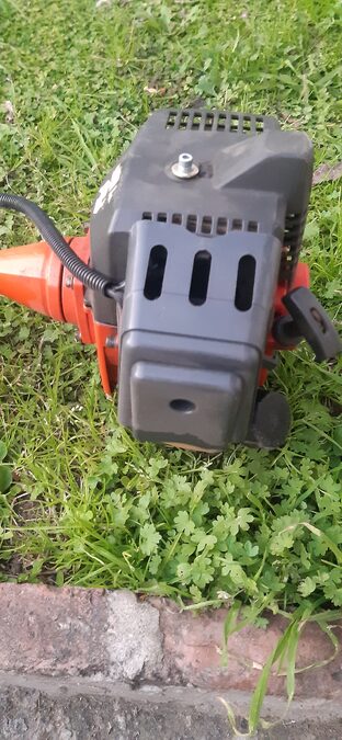 Vendo motoguadaña husqvarna 132R