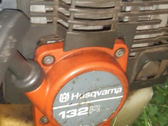Vendo motoguadaña husqvarna 132R
