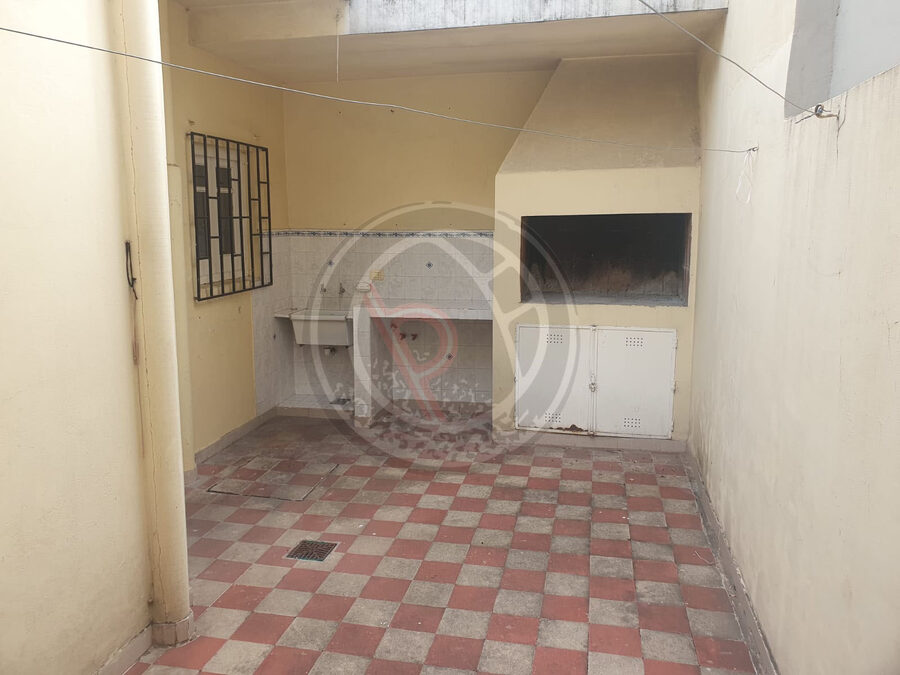 VENTA Casa 2 dorm. ¡Ubicación residencial! D. French