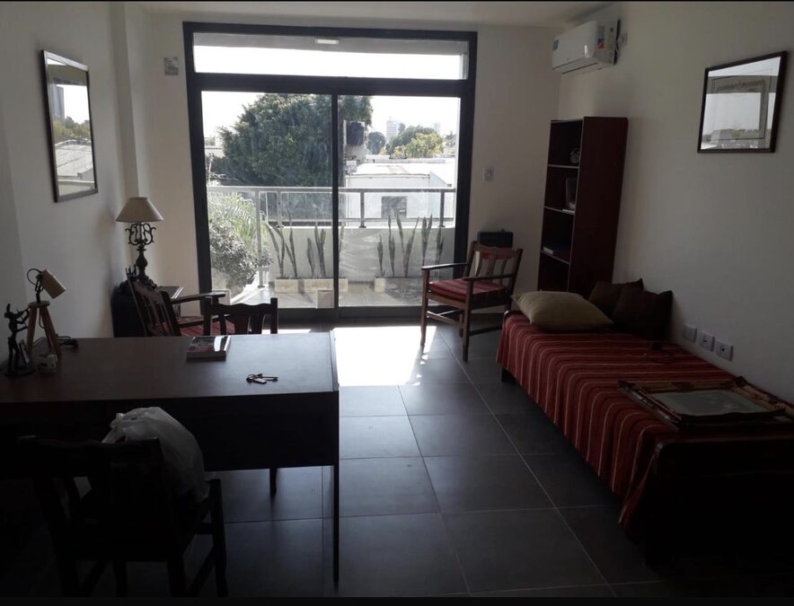 Departamento 1 dormitorio/ consultorio