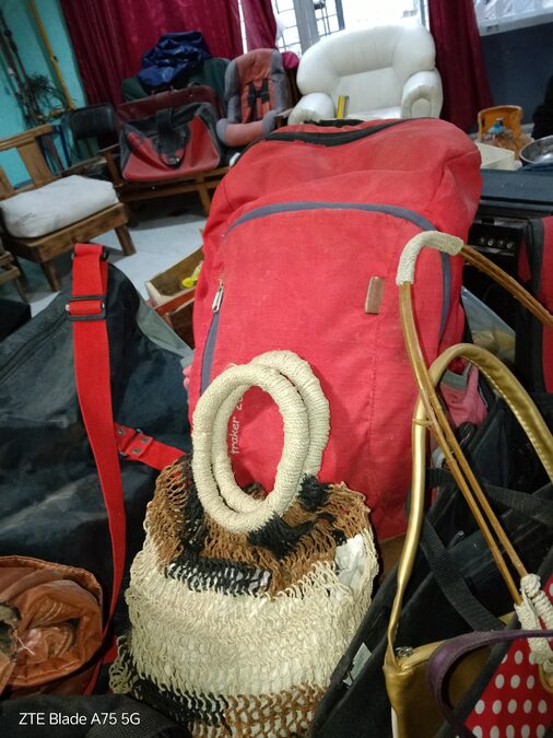 Venta de bolsos y carteras