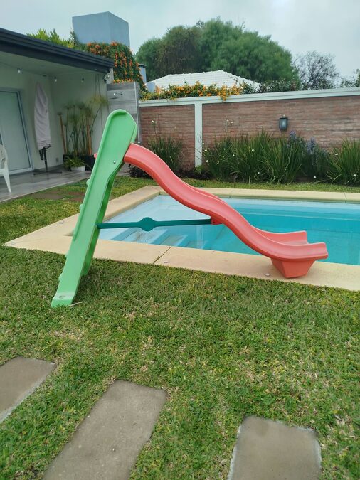 TOBOGAN ACUATICO MARCA ROTOYS