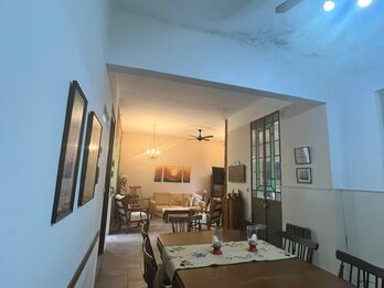 Hermosa Casa en Pleno Centro, 4 dormitorios, Patio