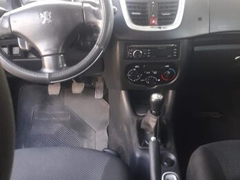 Peugeot  207  compact allure 1.4