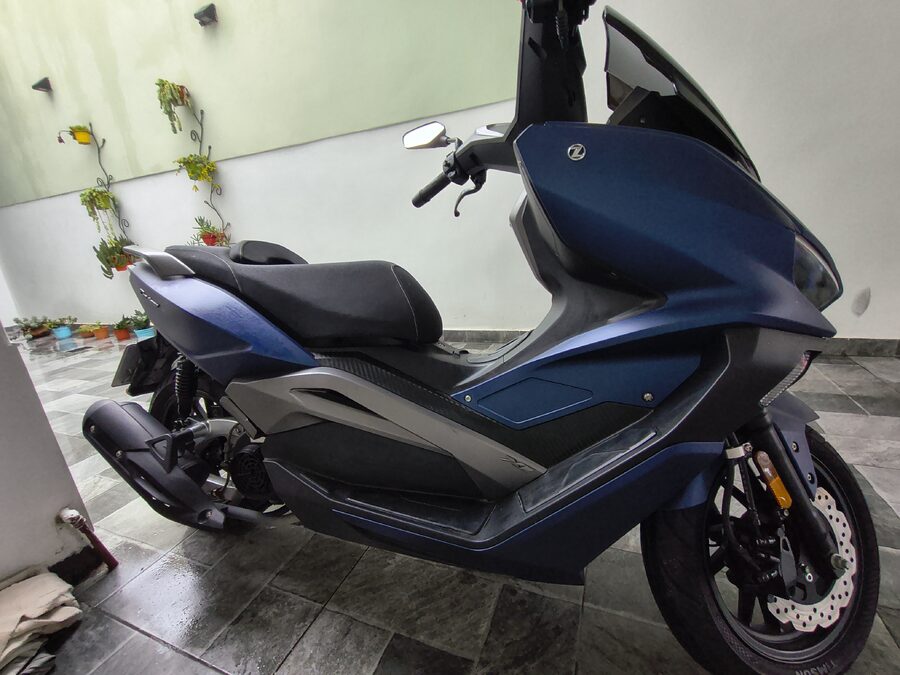 Hermosa moto 170 c.c marca Zanella