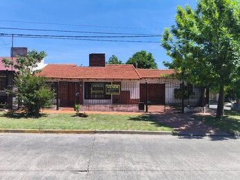 Casa a Reciclar en Venta Zona Paracao