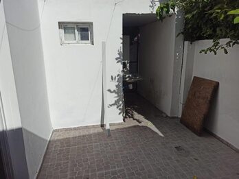 Hermoso dúplex dentro de complejo cerrado