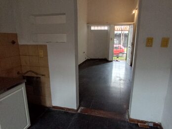 Particular alquila Casa 1 dormitorio