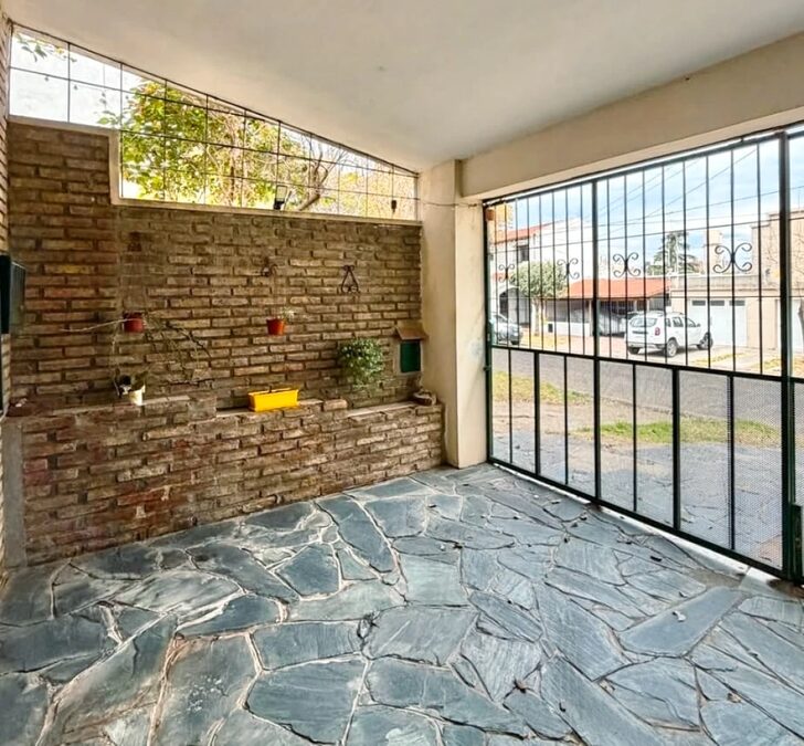 CASA DE 3 DORMITORIOS EN VENTA | PARANÁ