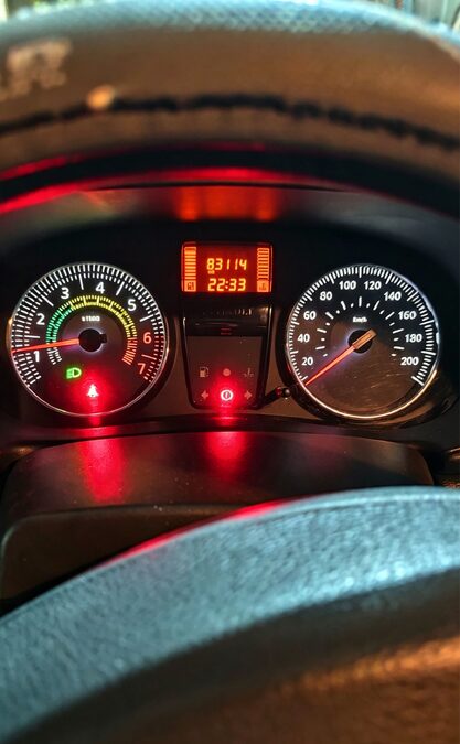 RENAULT CLIO MÍO 2015 ! 🔥 Versión Confort Pack Sat – 83.000kms