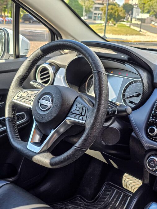 Nissan Versa Exclusive CVT 2024