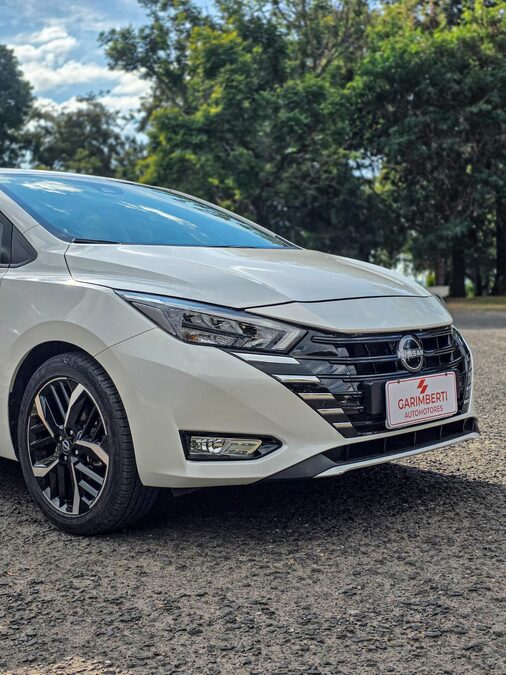 Nissan Versa Exclusive CVT 2024