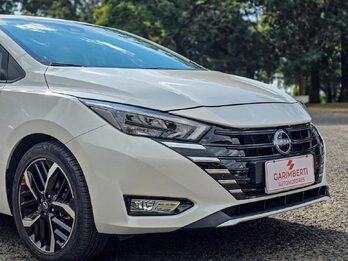 Nissan Versa Exclusive CVT 2024