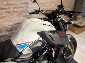 MALAGUTI MODENA 300 ¡¡0KM!! Entrega inmediata