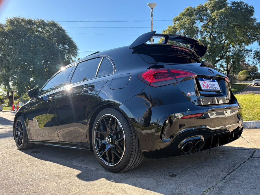 MERCEDES BENZ A250 AMG-LINE. Recibo vehículos.